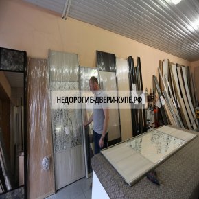 откатная дверь в гардеробную с зеркалом. Смотреть фото откатная дверь в гардеробную с зеркалом. Смотреть картинку откатная дверь в гардеробную с зеркалом. Картинка про откатная дверь в гардеробную с зеркалом. Фото откатная дверь в гардеробную с зеркалом