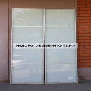 откатная дверь в гардеробную с зеркалом. Смотреть фото откатная дверь в гардеробную с зеркалом. Смотреть картинку откатная дверь в гардеробную с зеркалом. Картинка про откатная дверь в гардеробную с зеркалом. Фото откатная дверь в гардеробную с зеркалом